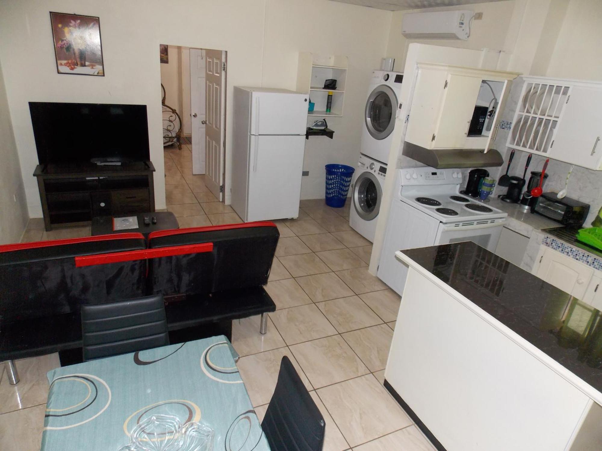 Stewart Apt- Trincity, Airport, Washer, Dryer, Office, Cable , Wifi エクステリア 写真