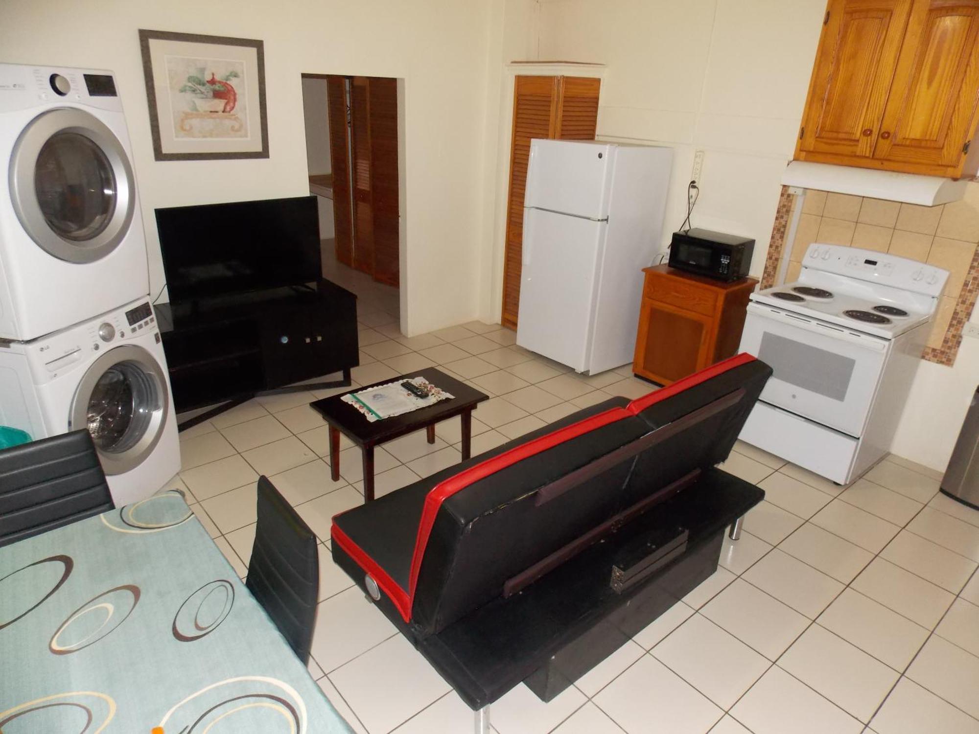 Stewart Apt- Trincity, Airport, Washer, Dryer, Office, Cable , Wifi エクステリア 写真
